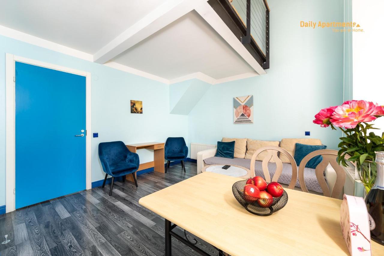 Daily Apartments - Duplex Apartment タリン エクステリア 写真