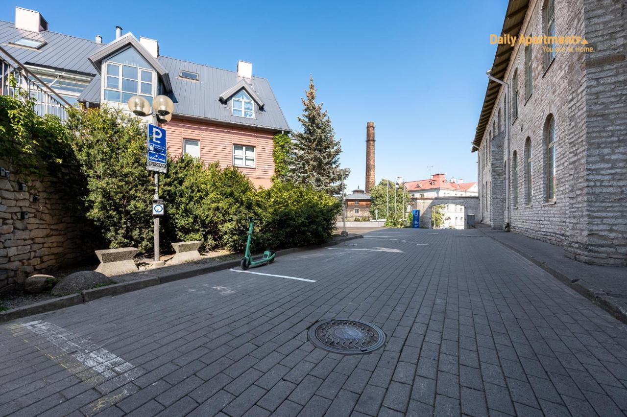 Daily Apartments - Duplex Apartment タリン エクステリア 写真